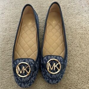BNWT Denim Blue Michael Kors Flats sz 7.5